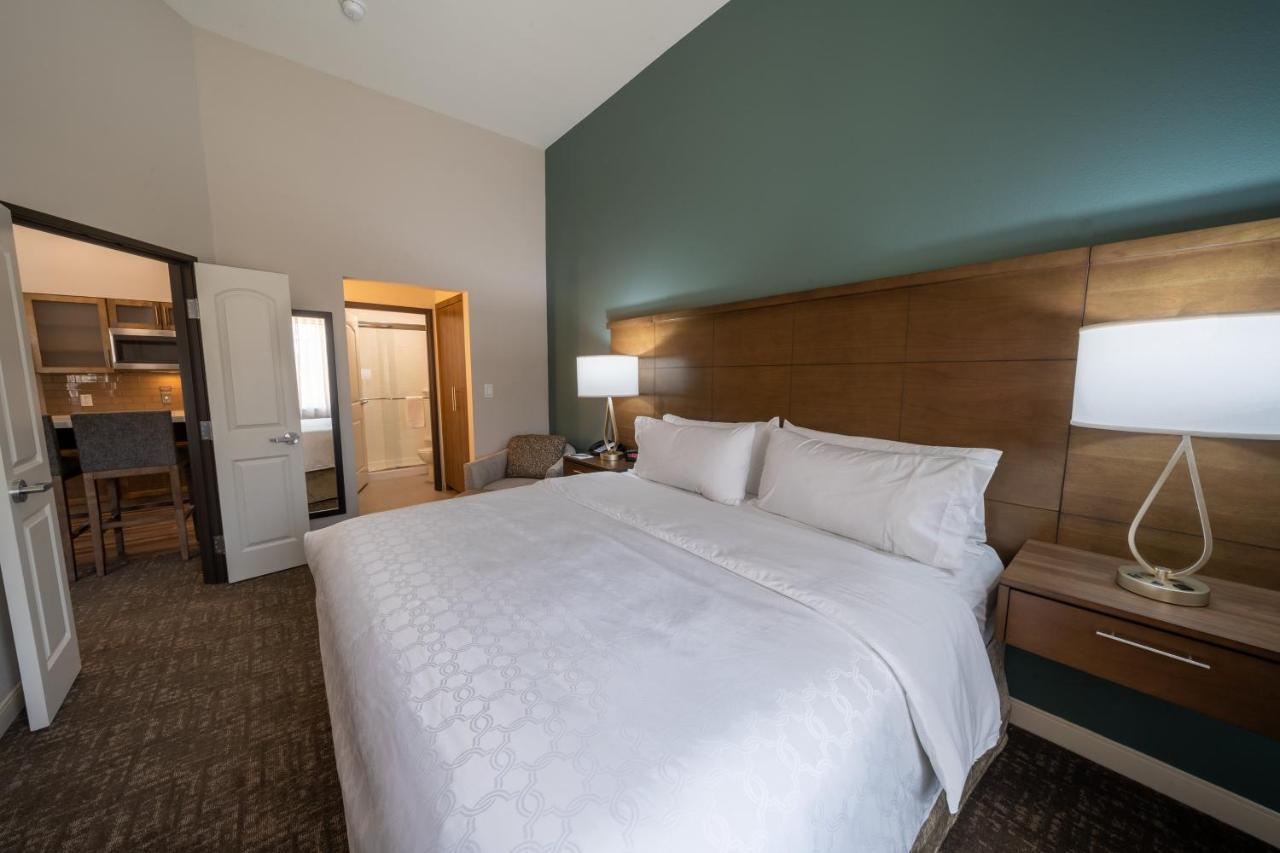 Staybridge Suites Houston East - Baytown By Ihg Exterior foto